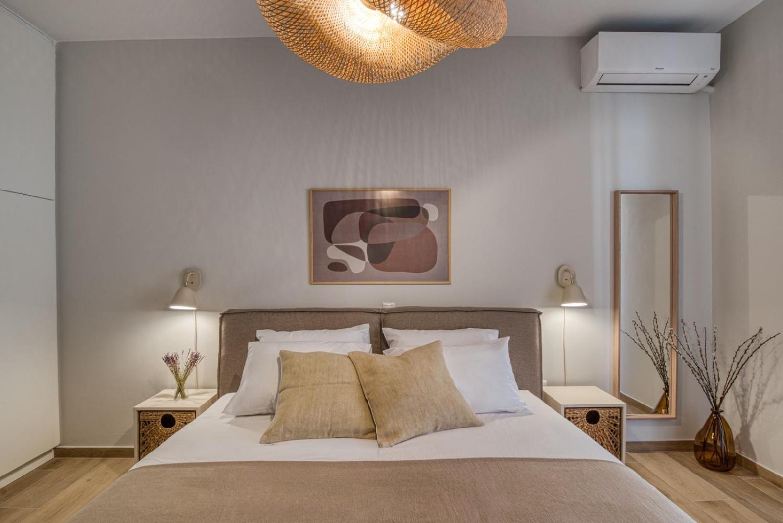 Living In Nafplio Avantgarde Apartment Экстерьер фото